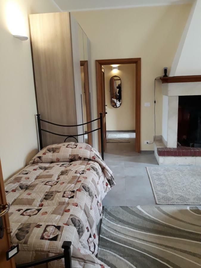 Villa Immersa Nel Verde 拉奎拉 外观 照片