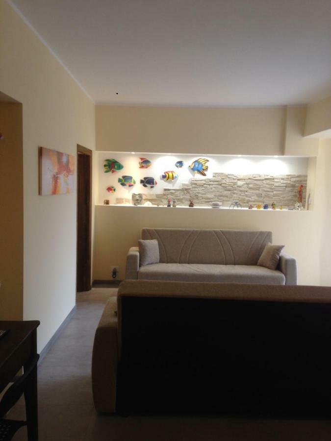 Villa Immersa Nel Verde 拉奎拉 外观 照片