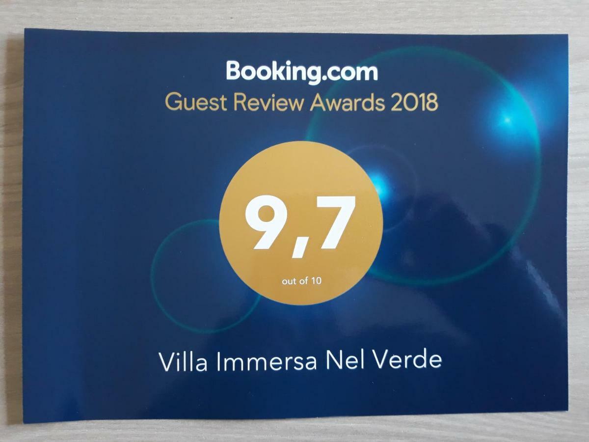 Villa Immersa Nel Verde 拉奎拉 外观 照片